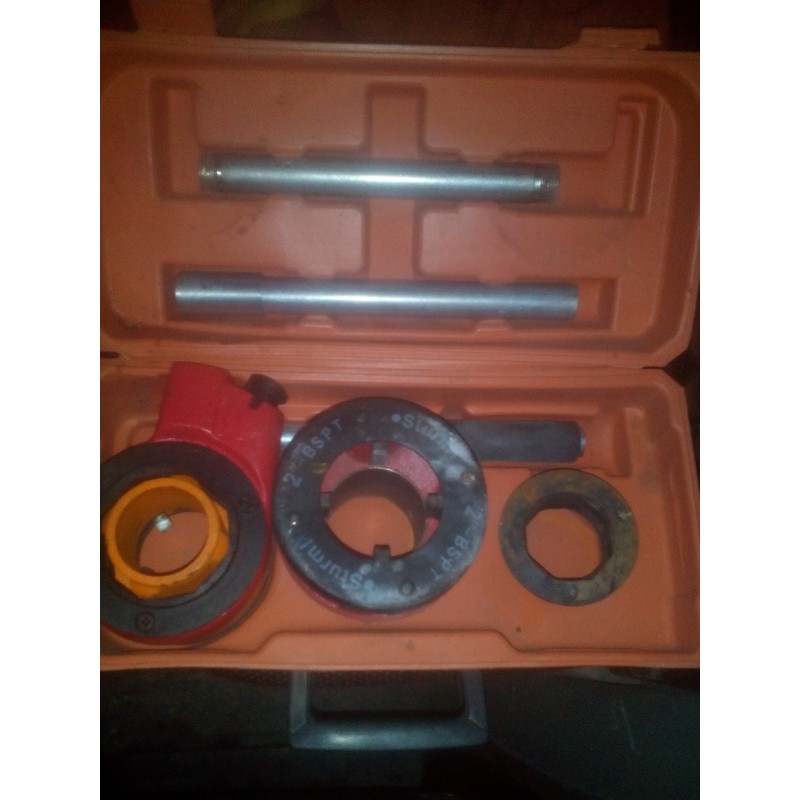 Резьбонарезной ручной клупп от 1'-1/2 до 2' -400 руб./сутки. Залог 5000